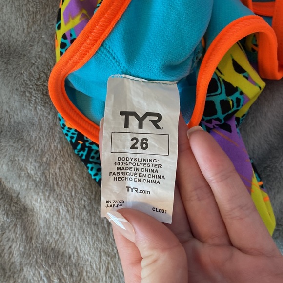 USED TYR practice suit size 26 multi colored with blue inside and orange straps - Picture 4 of 4